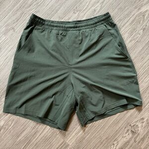 Lululemon Pacebreaker 7” Non Liner Army Green
